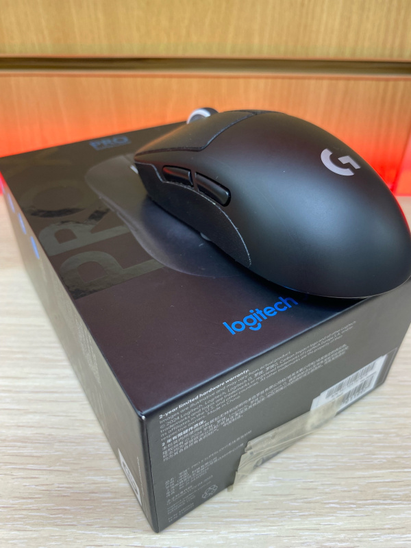 Мышь Logitech pro x superlight